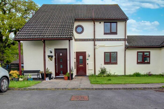 1 Bedroom Flat For Sale In Oak Green, Markfield Retirement Village, Markfield, LE67