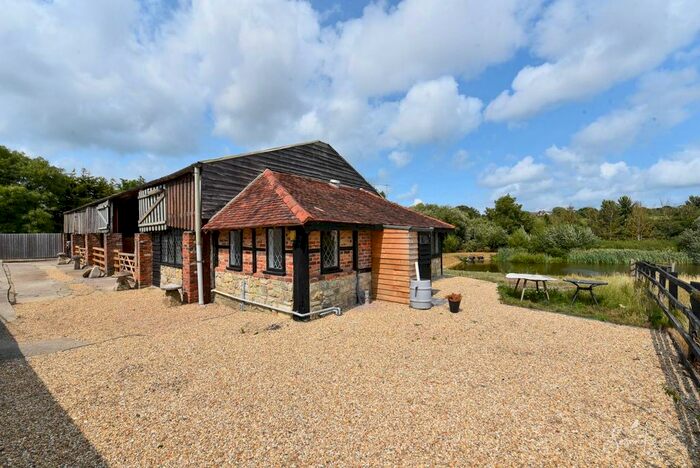 2 Bedroom Property For Sale In Smallbrook Lane, Ryde, PO33