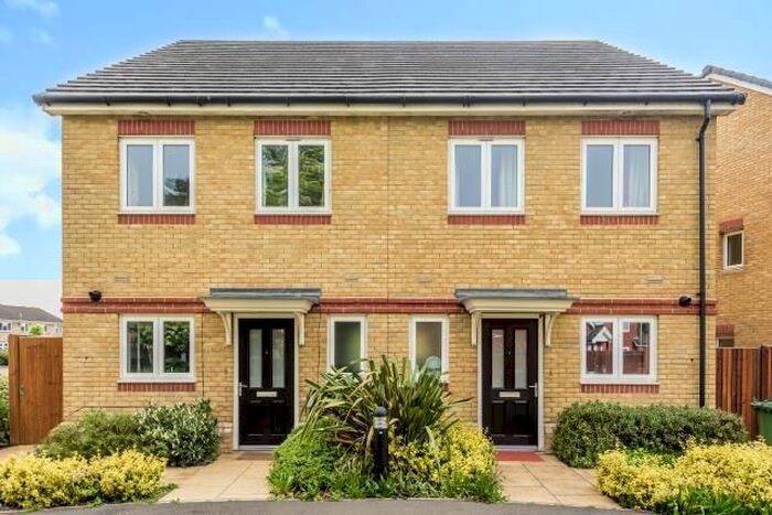 2 Bedroom Semi-Detached House To Rent In Staines, Surrey, TW19