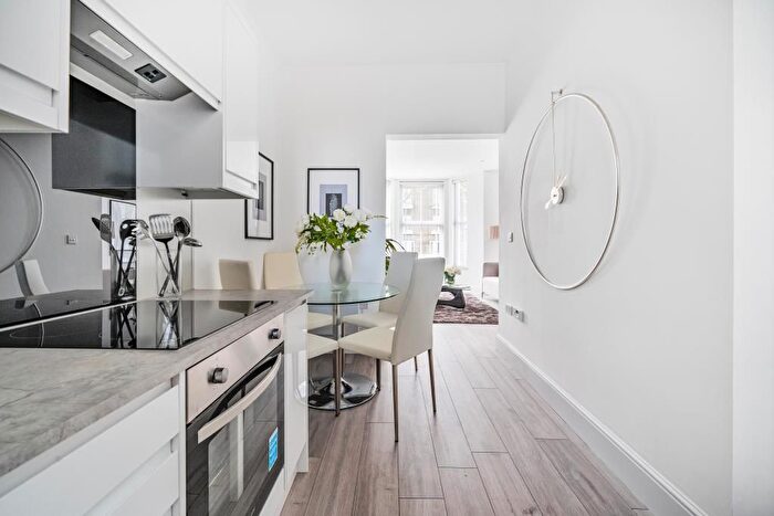 1 Bedroom Flat For Sale In Ladbroke Grove, Notting Hill, W10