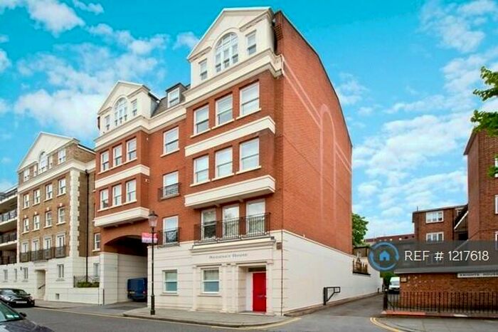 3 Bedroom Flat To Rent In Regency House, Chelsea, SW10