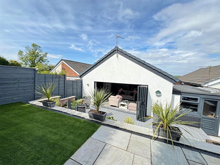 2 Bedroom Detached Bungalow For Sale In Kinder Fold, Stalybridge, SK15