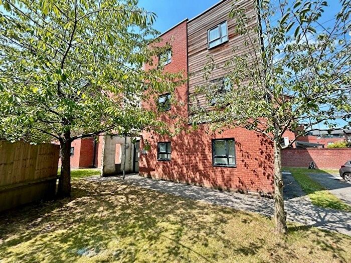 2 Bedroom Flat For Sale In Georgia Avenue, West Didsbury, M20
