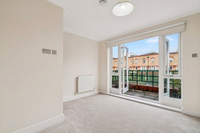 4 Bedroom Terraced House To Rent In St. Edmund's Square, Barnes, SW13