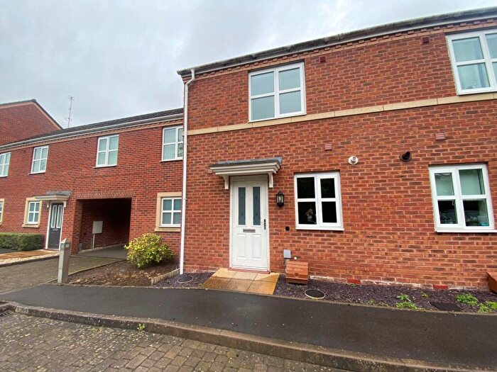 2 Bedroom Terraced House To Rent In Gloucester Close, Redditch, B97