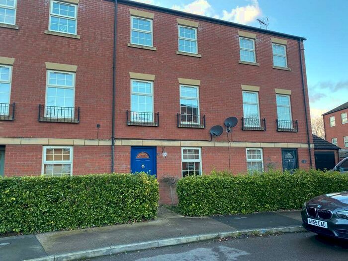 4 Bedroom Terraced House To Rent In Frith Close, Corby, NN18