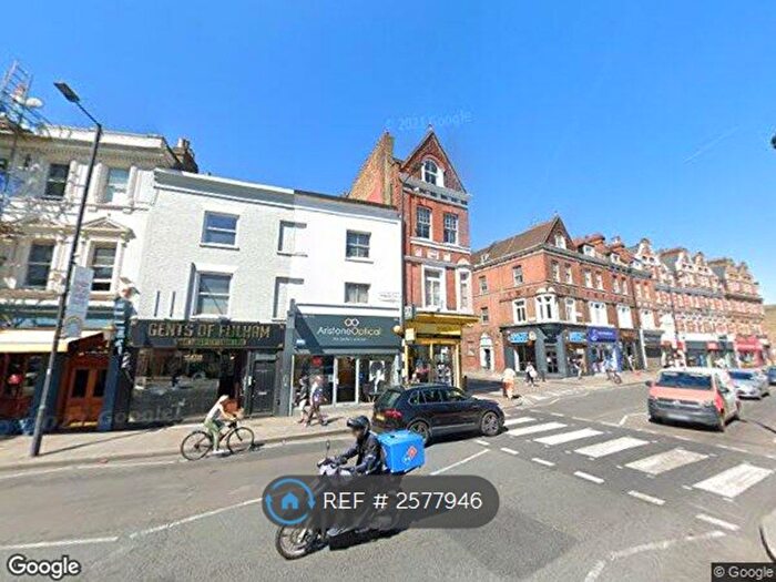 2 Bedroom Flat To Rent In North End Road, London, SW6