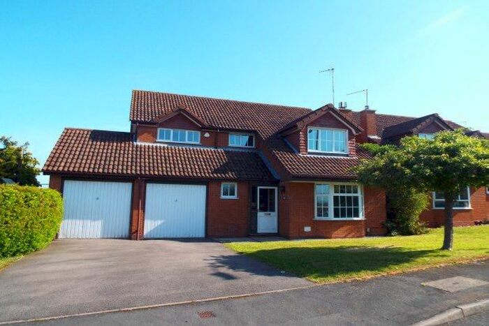 4 Bedroom Detached House To Rent In Lamintone Drive, Leamington Spa, CV32