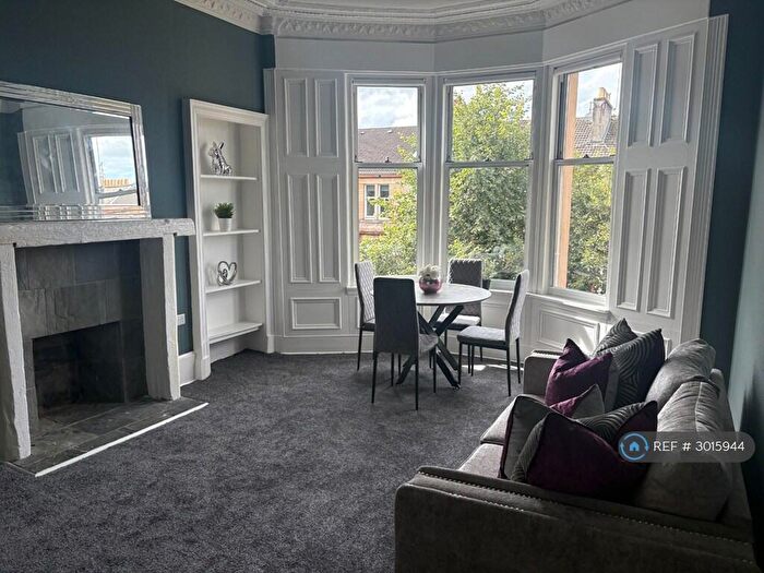3 Bedroom Flat To Rent In Barrington Drive, Glasgow, G4