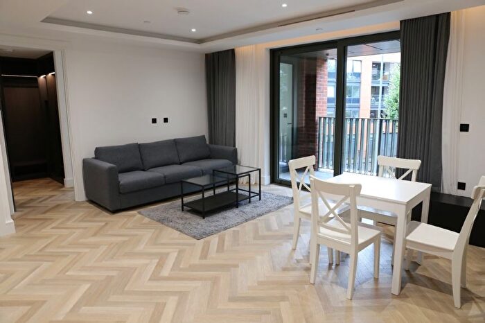 2 Bedroom Flat To Rent In Errington House, Brigade Mews, London, SE1