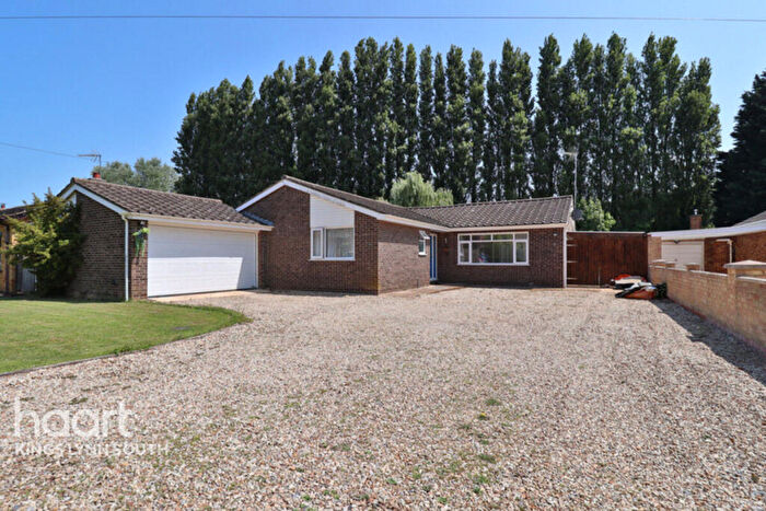 4 Bedroom Detached Bungalow For Sale In School Road, Tilney High End, PE34