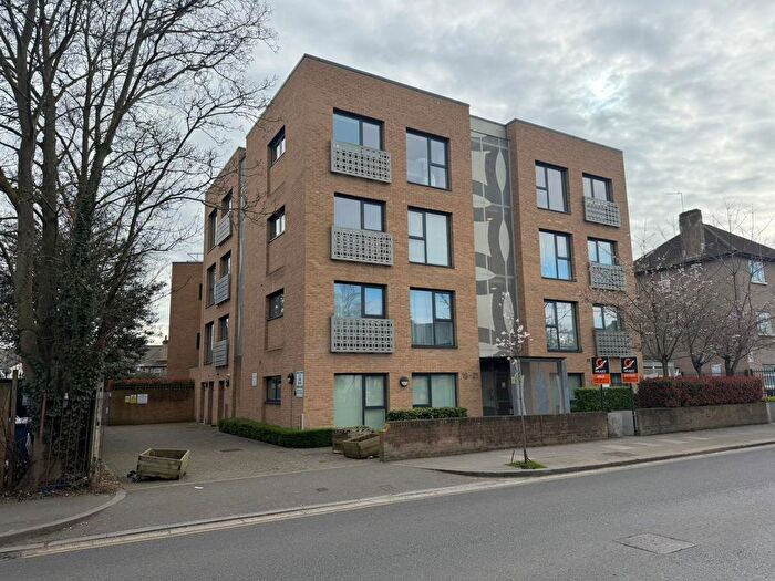 1 Bedroom Flat For Sale In - Western Road, Southall, Greater London, UB2
