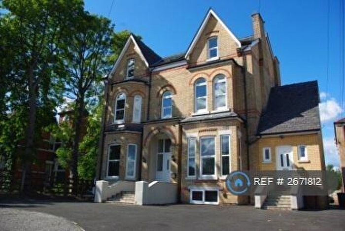 8 Bedroom Semi Detached House To Rent In Wilbraham Road, Manchester, M14