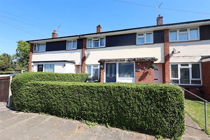 3 Bedroom Terraced House To Rent In Thumpers, Hemel Hempstead, HP2