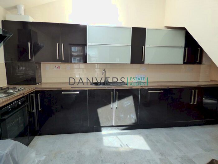 3 Bedroom Terraced House To Rent In Noel Street, Leicester, LE3