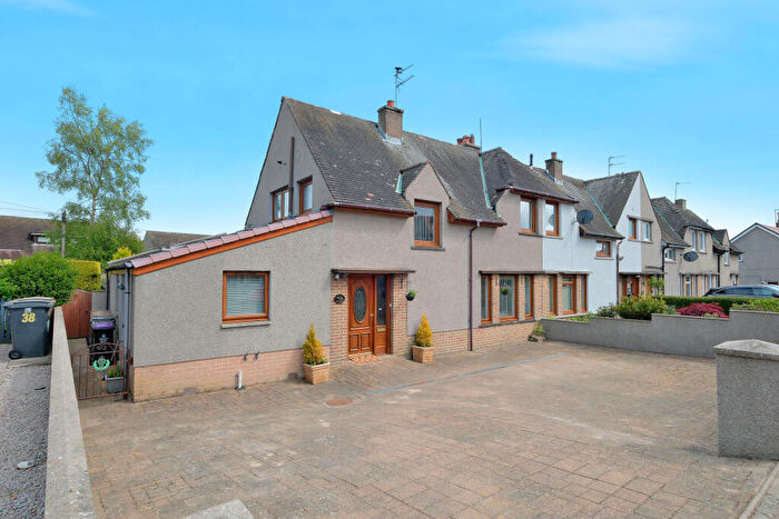 3 Bedroom End Of Terrace House For Sale In Kirk Terrace, Cults, Aberdeen, AB15