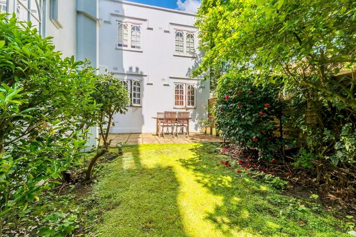 1 Bedroom Flat To Rent In Bedford Hill, Bedford Hill, London, SW12