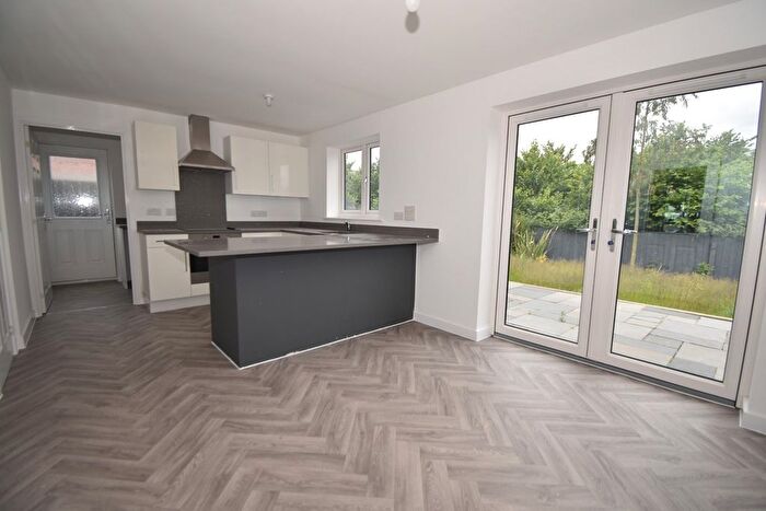 4 Bedroom Detached House For Sale In Garland Meadow, Tithebarn, Exeter, EX1