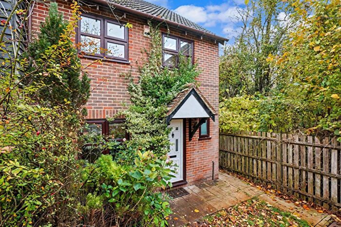 3 Bedroom End Terrace House For Sale In Silver Tree Close, Chatham, ME5