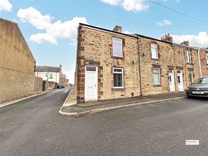 2 Bedroom End Of Terrace House To Rent In Thomas Street, Blackhill, Consett, County Durham, DH8
