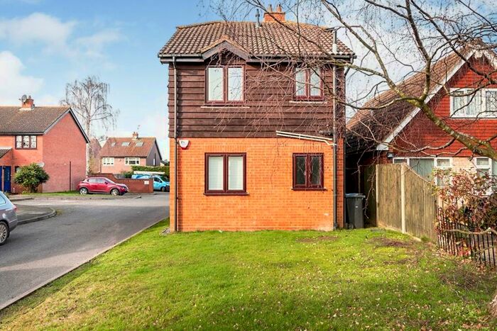 1 Bedroom Flat To Rent In Larks Ridge Watford Road, St. Albans, Hertfordshire, AL2