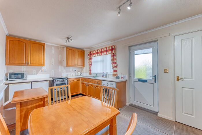 2 Bedroom End Terrace House For Sale In Bishopdale, Worksop, S81