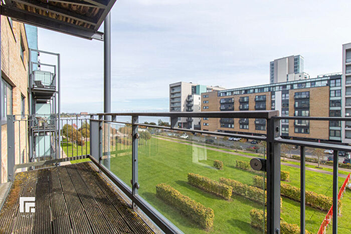 2 Bedroom Apartment To Rent In Kilcredaun House, Prospect Place, Cardiff Bay, CF11