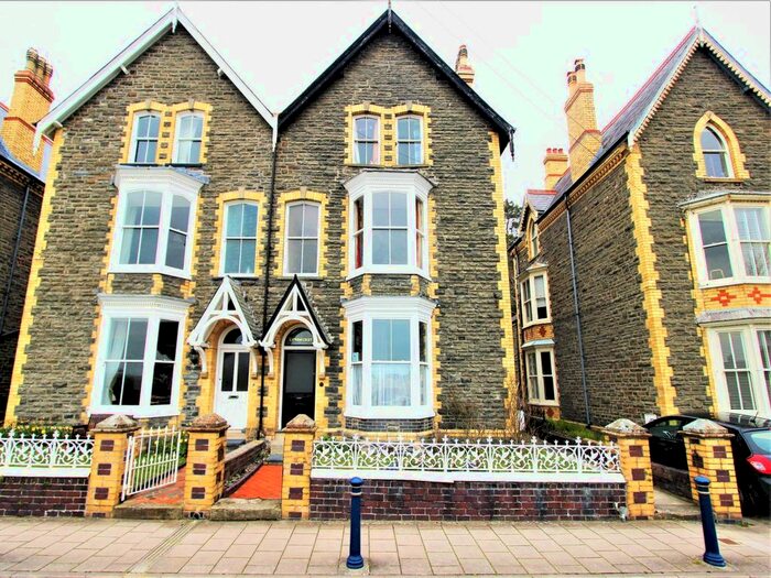 8 Bedroom Property To Rent In Lyndhurst, North Road, Aberystwyth SY23