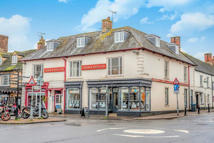 1 Bedroom Flat To Rent In Corn Street, Witney, OX28