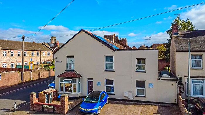 4 Bedroom Terraced House For Sale In Alma Street, Taunton, Somerset., TA1