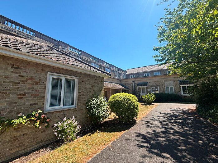 1 Bedroom Flat To Rent In Keswick Hall, Keswick, Norwich, NR4