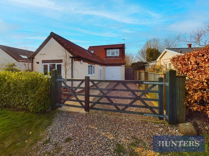 2 Bedroom Detached Bungalow For Sale In Spring Lane, Bempton, Bridlington, YO15