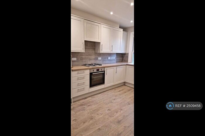 2 Bedroom Flat To Rent In Sidmouth Street, Reading, RG1