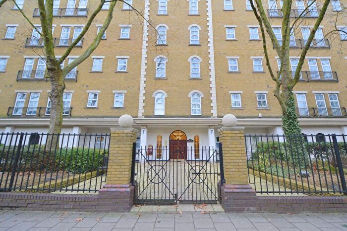 1 Bedroom Flat To Rent In Bridge View Court, Grange Road, SE1