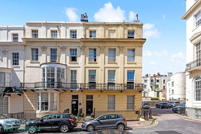 1 Bedroom Flat For Sale In Cavendish Place, Brighton, BN1