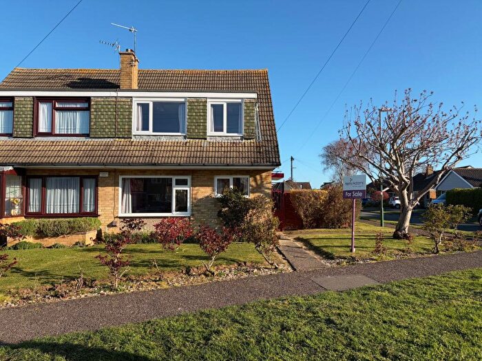 3 Bedroom House For Sale In Kelsey Avenue, Emsworth, PO10