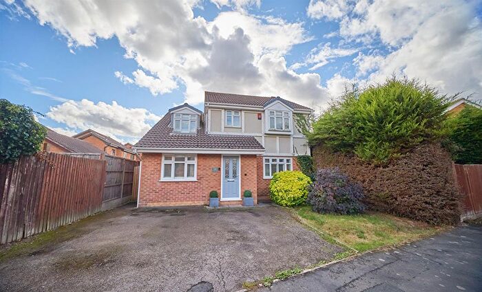 4 Bedroom Detached House For Sale In Nelson Drive, Hinckley, LE10