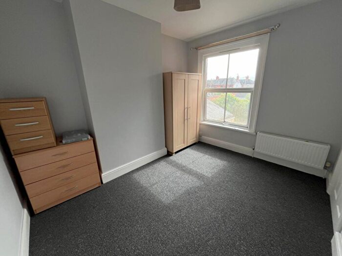 1 Bedroom Terraced House To Rent In Bath Street, Rugby, CV21