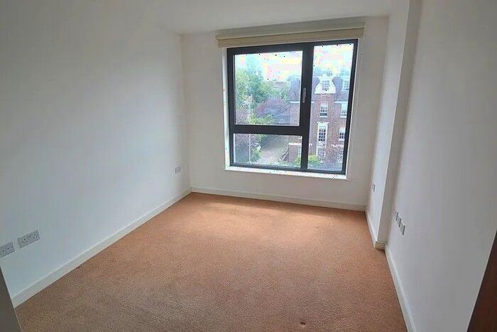1 Bedroom Flat To Rent In Chartfield Avenue, London, SW15
