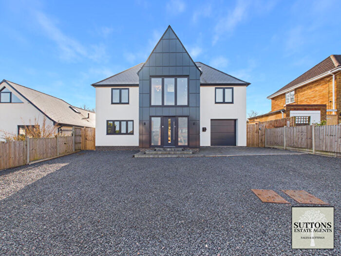 5 Bedroom Detached House For Sale In Barton Road, Rugby, Warwickshire, CV22