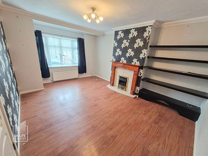 4 Bedroom Terraced House To Rent In Bullwell Crescent, Cheshunt, EN8