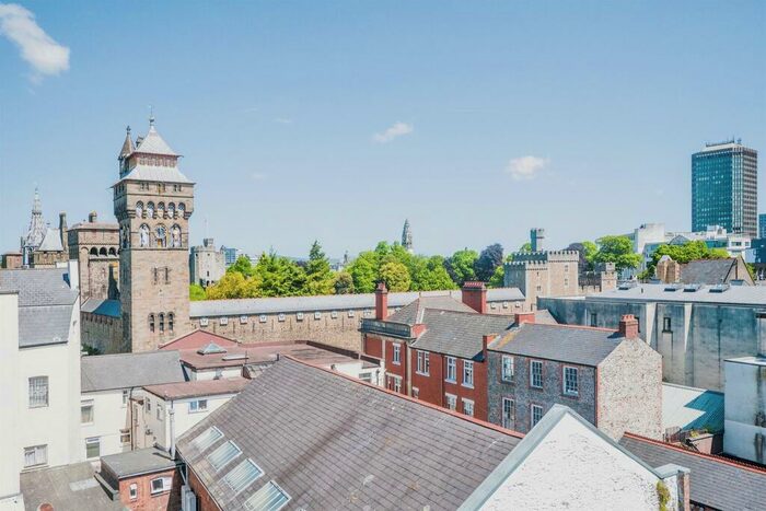 1 Bedroom Apartment For Sale In Westgate Street, Cardiff, CF10