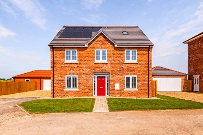 5 Bedroom Detached House For Sale In The Furlongs At Holland Park, Spalding, PE11