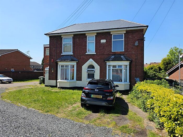 1 Bedroom Apartment To Rent In Flat, Brockmoor Cottage, DY5