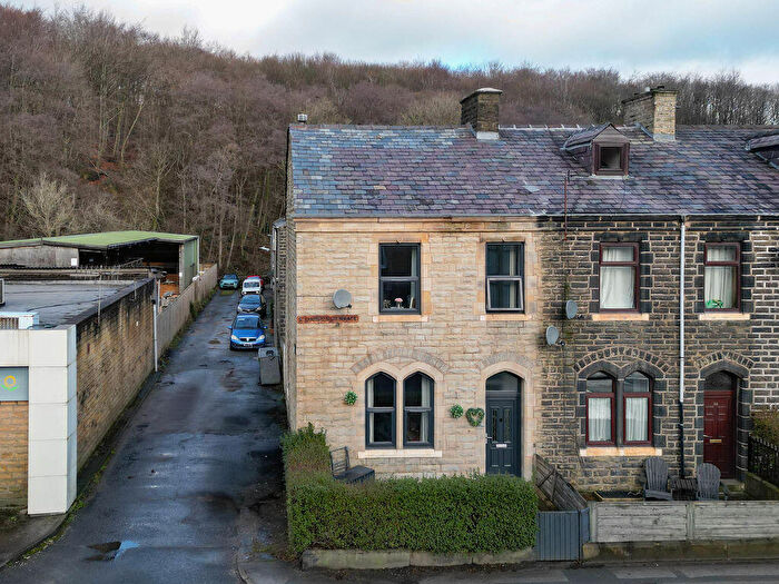 4 Bedroom End Of Terrace House For Sale In Bacup Road, Waterfoot, BB4
