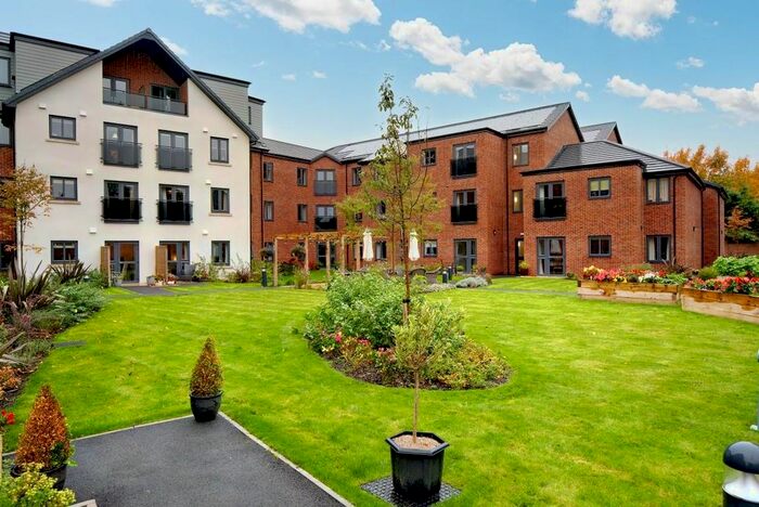 1 Bedroom Flat For Sale In Burlington Gardens, Leyland, PR25