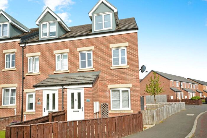 3 Bedroom End Of Terrace House For Sale In Peppercorn Close, Shildon, DL4