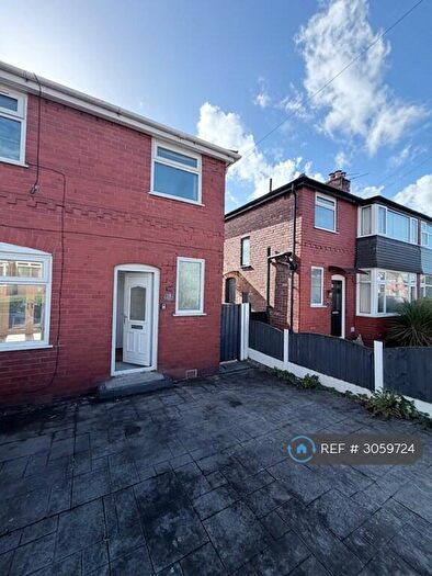 3 Bedroom Semi-Detached House To Rent In Lawnswood Drive, Manchester, M27