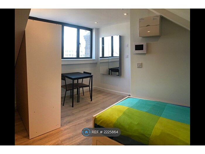 1 Bedroom Studio To Rent In West Green Road, London, N15