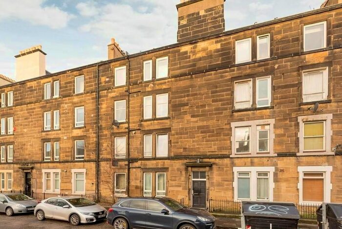 1 Bedroom Flat To Rent In Westfield Road, Edinburgh, EH11